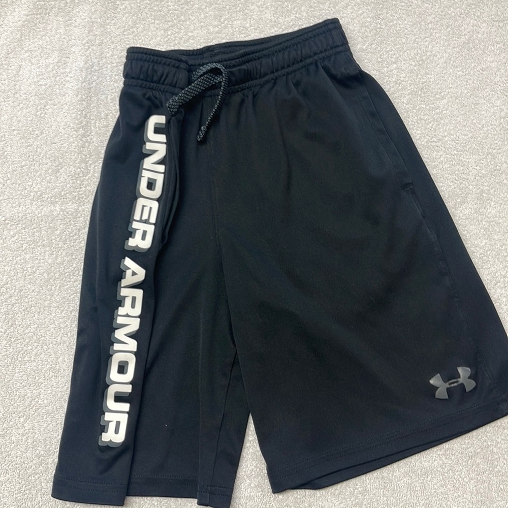 Under Armour shorts Loose Heat Gear